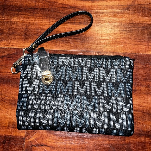 MKF Handbag/pouch/wristlet - Picture 4 of 5